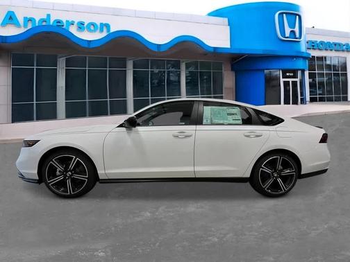 Platinum White Pearl 2026 Honda Accord Hybrid Sport