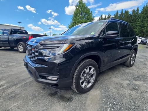 Crystal Black Pearl 2023 Honda Passport AWD TrailSport