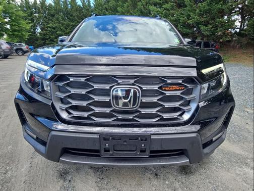 Crystal Black Pearl 2023 Honda Passport AWD TrailSport
