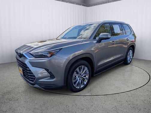 2025 Toyota Grand Highlander Platinum