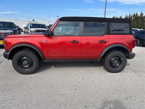 2023 Ford Bronco Black Diamond