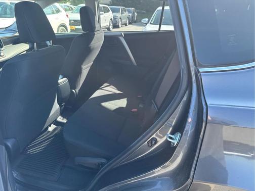 Magnetic Gray Metallic 2016 Toyota RAV4 LE