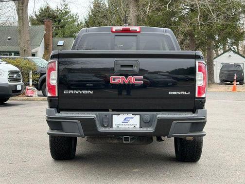 Onyx Black 2018 GMC Canyon Denali
