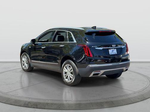 Stellar Black Metallic 2023 Cadillac XT5 Premium Luxury