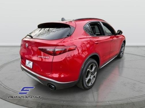 2022 Alfa Romeo Stelvio Ti