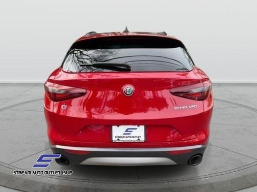 2022 Alfa Romeo Stelvio Ti