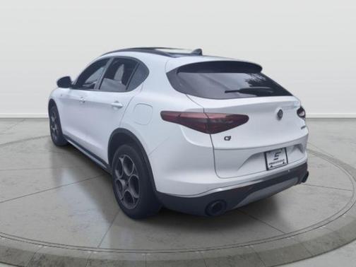 2022 Alfa Romeo Stelvio Ti