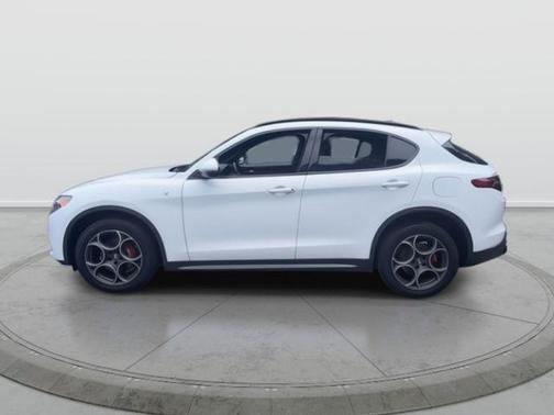 2022 Alfa Romeo Stelvio Ti
