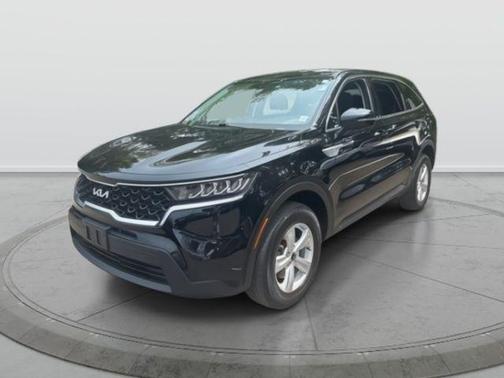 2022 Kia Sorento LX