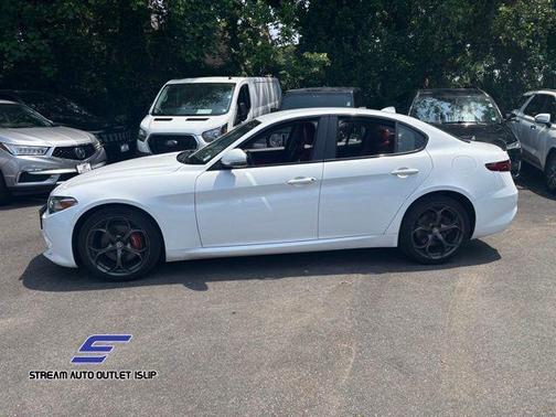 2019 Alfa Romeo Giulia Ti Sport