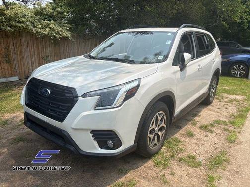 2022 Subaru Forester Premium