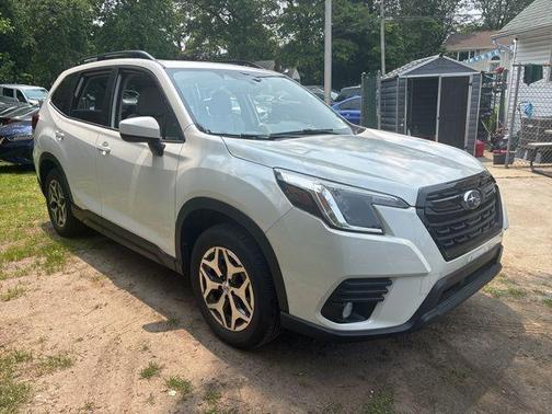 2022 Subaru Forester Premium