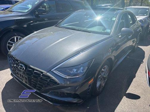 2022 Hyundai SONATA SEL