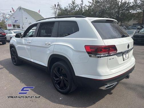 2022 Volkswagen Atlas 3.6L SE w/Technology