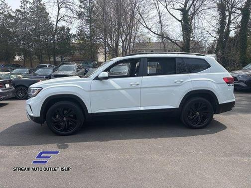 2022 Volkswagen Atlas 3.6L SE w/Technology