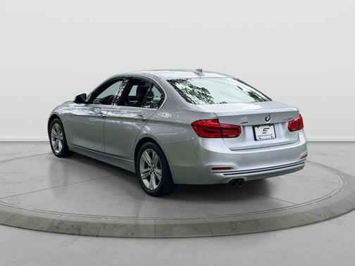 Glacier Silver Metallic 2018 BMW 330 xDrive