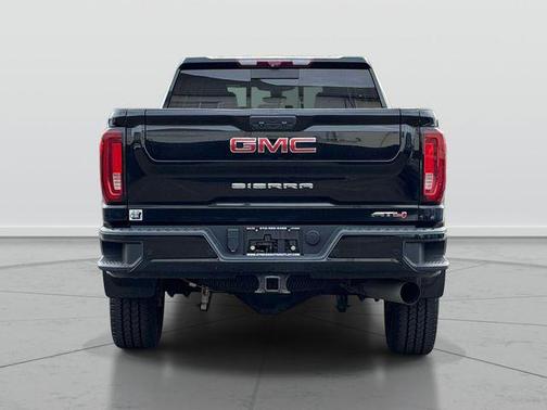 Onyx Black 2023 GMC Sierra 2500 AT4