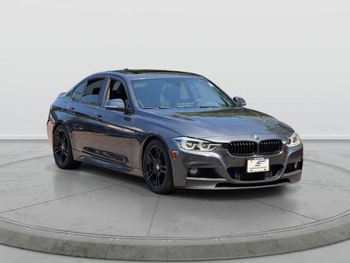 Mineral Gray Metallic 2018 BMW 340 xDrive
