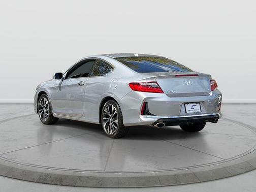 Modern Steel Metallic 2017 Honda Accord EX-L