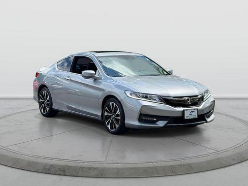 Modern Steel Metallic 2017 Honda Accord EX-L