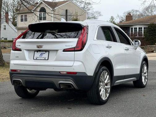 2019 Cadillac XT4 Premium Luxury