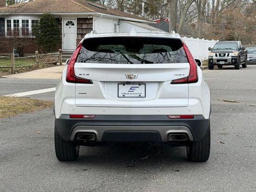 2019 Cadillac XT4 Premium Luxury