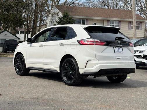 Star White Metallic Tri-Coat 2022 Ford Edge ST Line