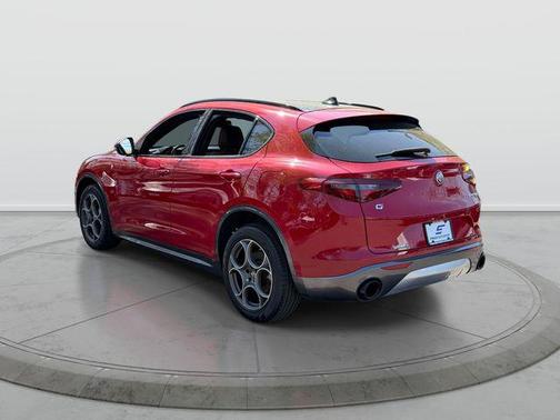 Alfa Rosso 2023 Alfa Romeo Stelvio Ti