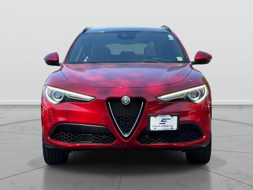 Alfa Rosso 2023 Alfa Romeo Stelvio Ti
