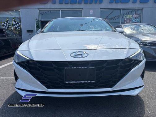 2022 Hyundai ELANTRA HEV Blue