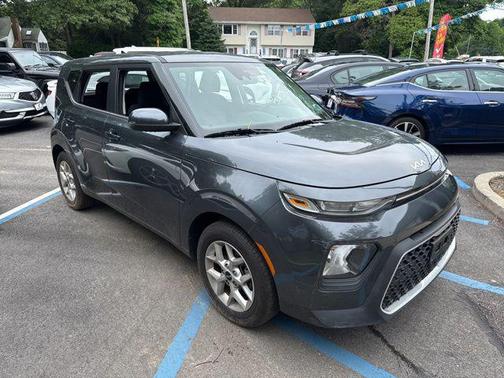 2022 Kia Soul LX