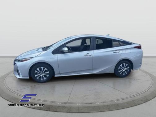2022 Toyota Prius Prime LE