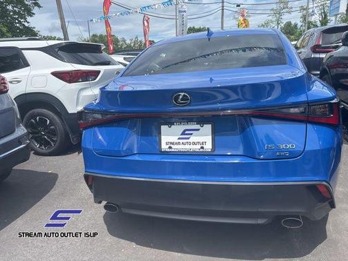 2022 Lexus IS 300 Base