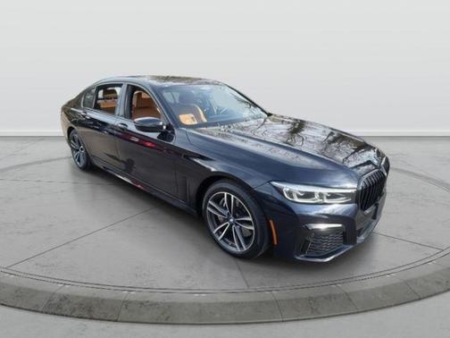 2022 BMW 750 i xDrive