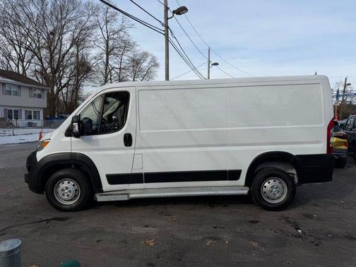 2023 RAM ProMaster 2500 Base