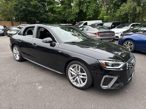 2023 Audi A4 45 S line Premium Plus
