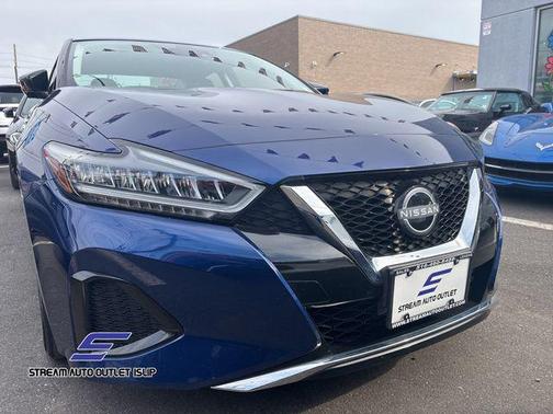 2023 Nissan Maxima SV Xtronic CVT