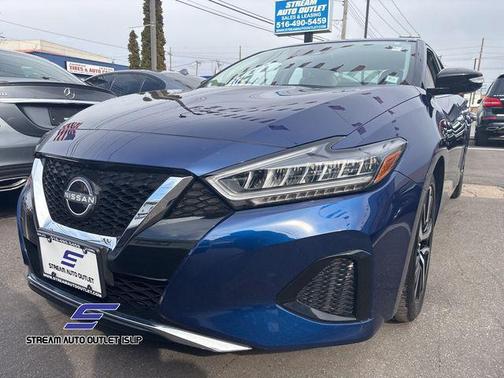 2023 Nissan Maxima SV Xtronic CVT