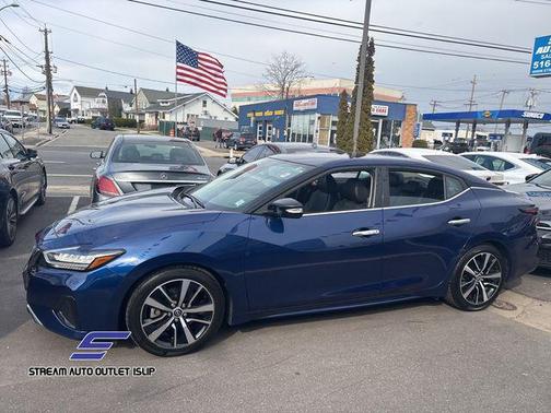 2023 Nissan Maxima SV Xtronic CVT