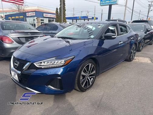 2023 Nissan Maxima SV Xtronic CVT