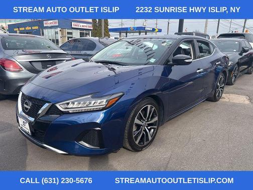 2023 Nissan Maxima SV Xtronic CVT