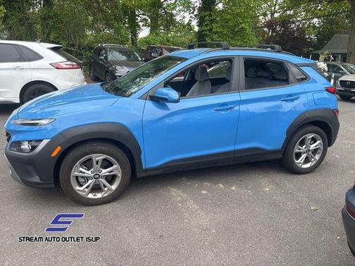 2022 Hyundai KONA SEL