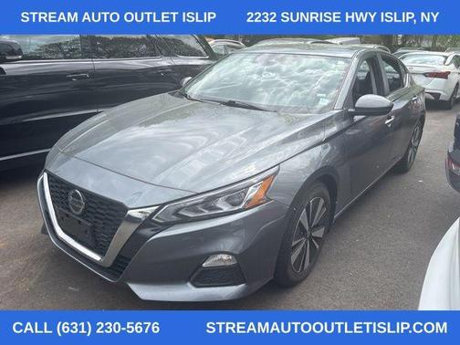 2022 Nissan Altima 2.5 SV