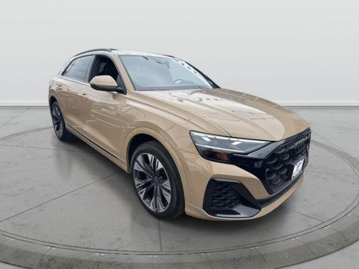 2024 Audi Q8 55 Premium Plus