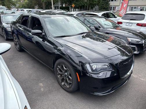 2021 Chrysler 300 Touring