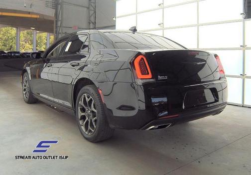 2021 Chrysler 300 Touring