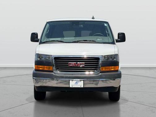 Summit White 2025 GMC Savana 3500 RWD 3500 Extended Wheelbase LT