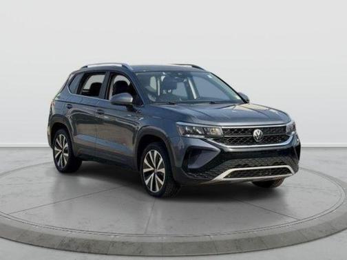 Gray 2023 Volkswagen Taos 1.5T SE