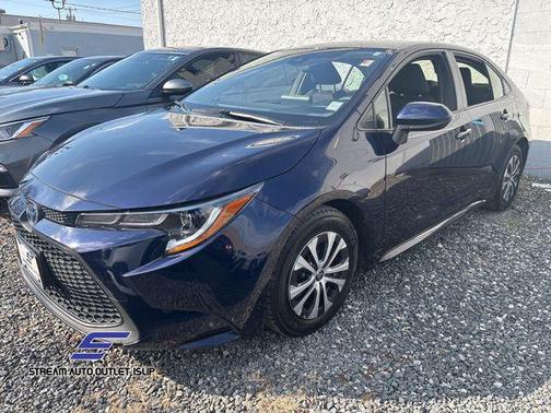2022 Toyota Corolla Hybrid LE