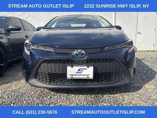 2022 Toyota Corolla Hybrid LE